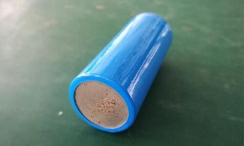 <b>磷酸铁黄片抖音短视频池软包漏液了怎么办？</b>