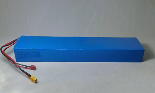 <b>爱玛黄片抖音短视频池电动车和车用蓄电池的对比</b>