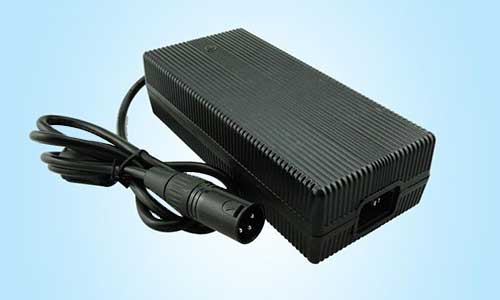 <b>黄片抖音短视频池充电器重要吗?怎么保养黄片抖音短视频池</b>