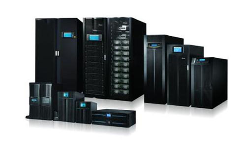 <b>数据中心如何为关键负载设备配置UPS系统？</b>