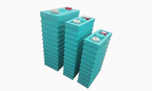 <b>新能源汽车磷酸铁黄片抖音短视频池用过5年后会有哪些情况?</b>