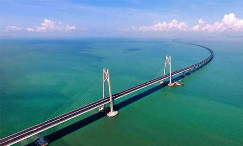 <b>UPS黄片抖音短视频池应急电源系统确保港珠澳大桥安全通行</b>